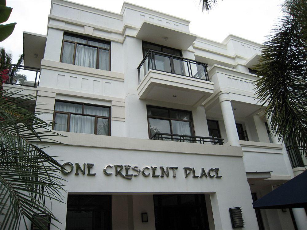 One Crescent Place Hotel Balabag  Exterior foto